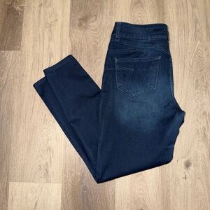 Seven7 Women’s Skinny Jeans Size 8 Dark Wash Stretch Mid Rise